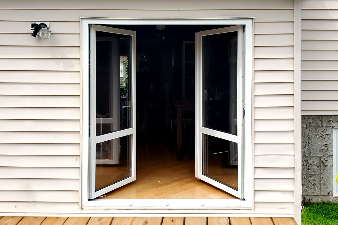 canada windows and doors